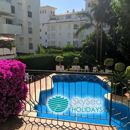 Sky Sea Holidays La Carihuela Apartament Torremolinos